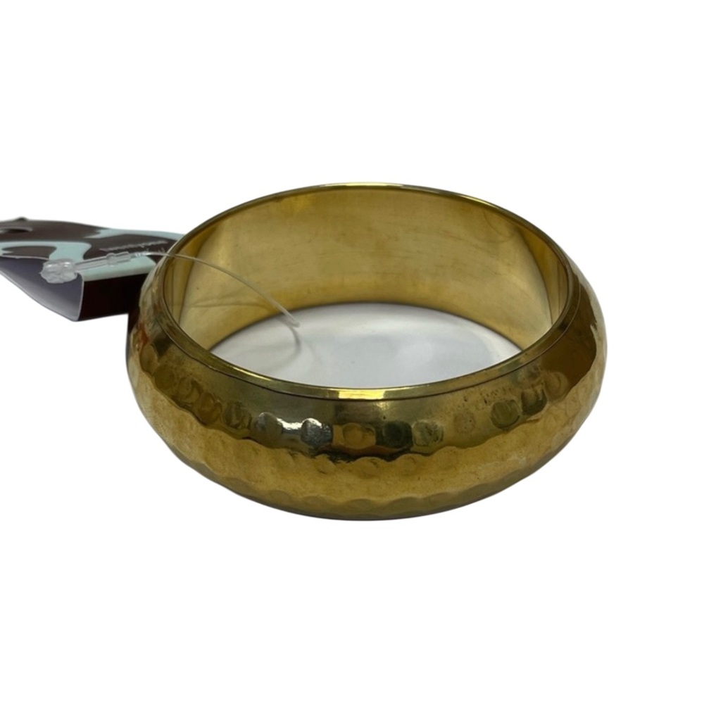 NWT Forever 21 Goldtone Hammered Bangle Bracelet